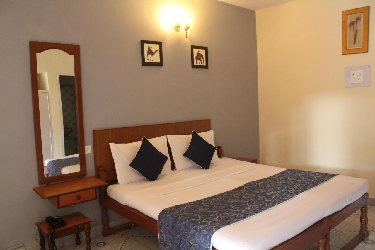 Dona Julia Beach Resort 칼랑굿 외부 사진
