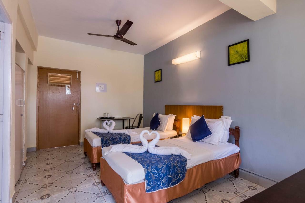 Dona Julia Beach Resort 칼랑굿 외부 사진